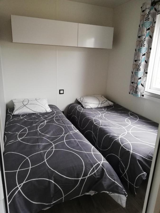 Sbvacances Tout Confort 2Ch Et 1Sdb, Environnement Calme Et Verdoyant Dans Camping 4 Etoiles Saint-Julien-en-Born Exterior foto